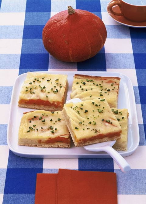 recipe image Kürbis-Apfelkuchen vom Blech