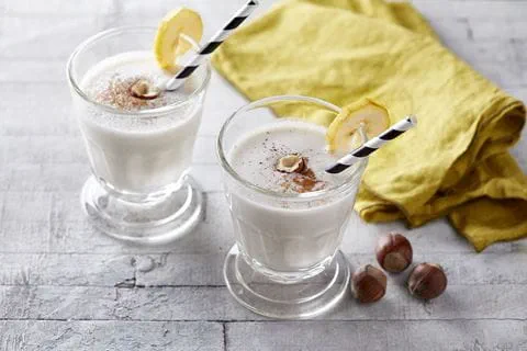 recipe image Smoothie με μπανάνα και φουντούκια