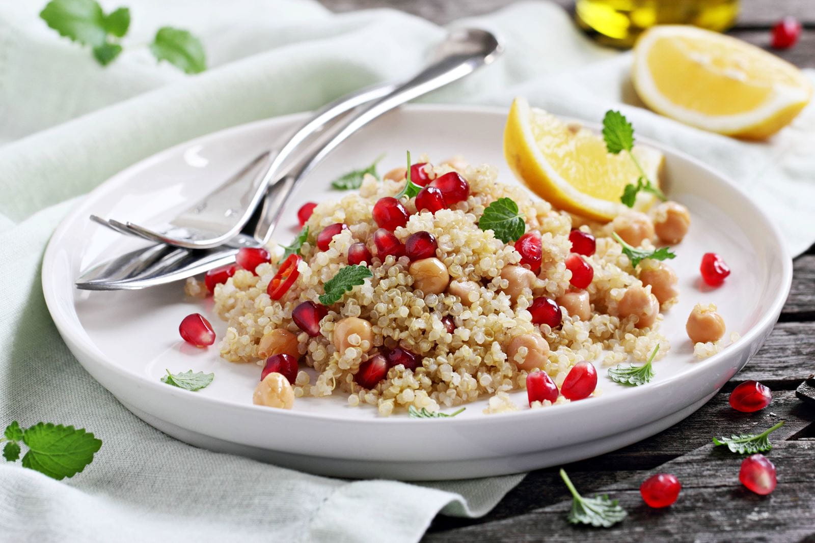 recipe image Quinoa salad with garlic bread