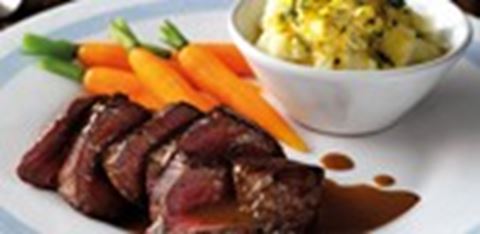 recipe image Venison Steaks with Juniper and Orange