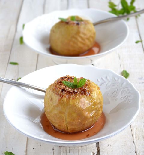 recipe image Baked Apple with Ginger and Orange