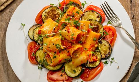 recipe image Receta Penne Rigatte con Calabacín, berenjena y tomate