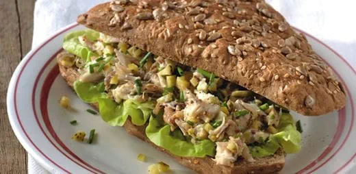 recipe image Petit pain multicéréales et sa pâte de maquereau