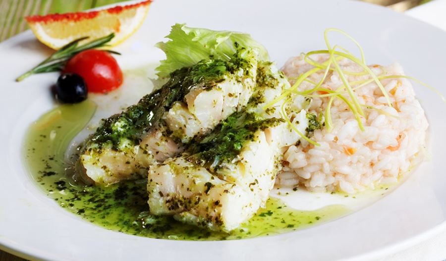 recipe image Poisson grillé au beurre de pesto vert