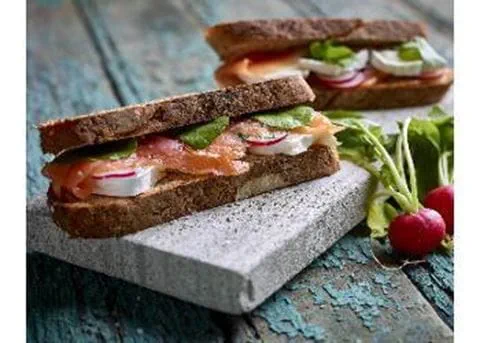 recipe image Croque-monsieur au saumon fumé et fromage de chèvre