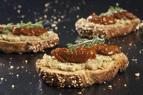 recipe image Tartine à la tapenade