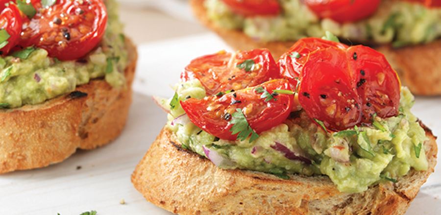 recipe image Bruschetta met geroosterde tomaat en avocado