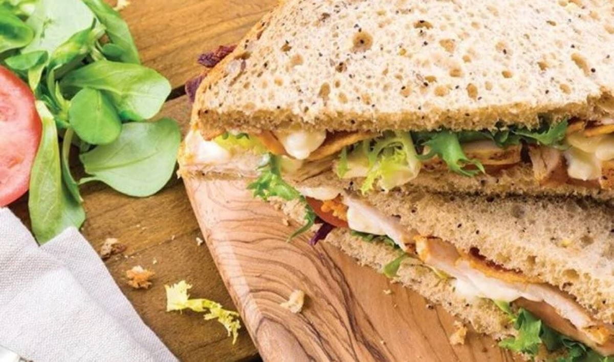 recipe image Zomerse boterhammen met gegrilde kipfilet