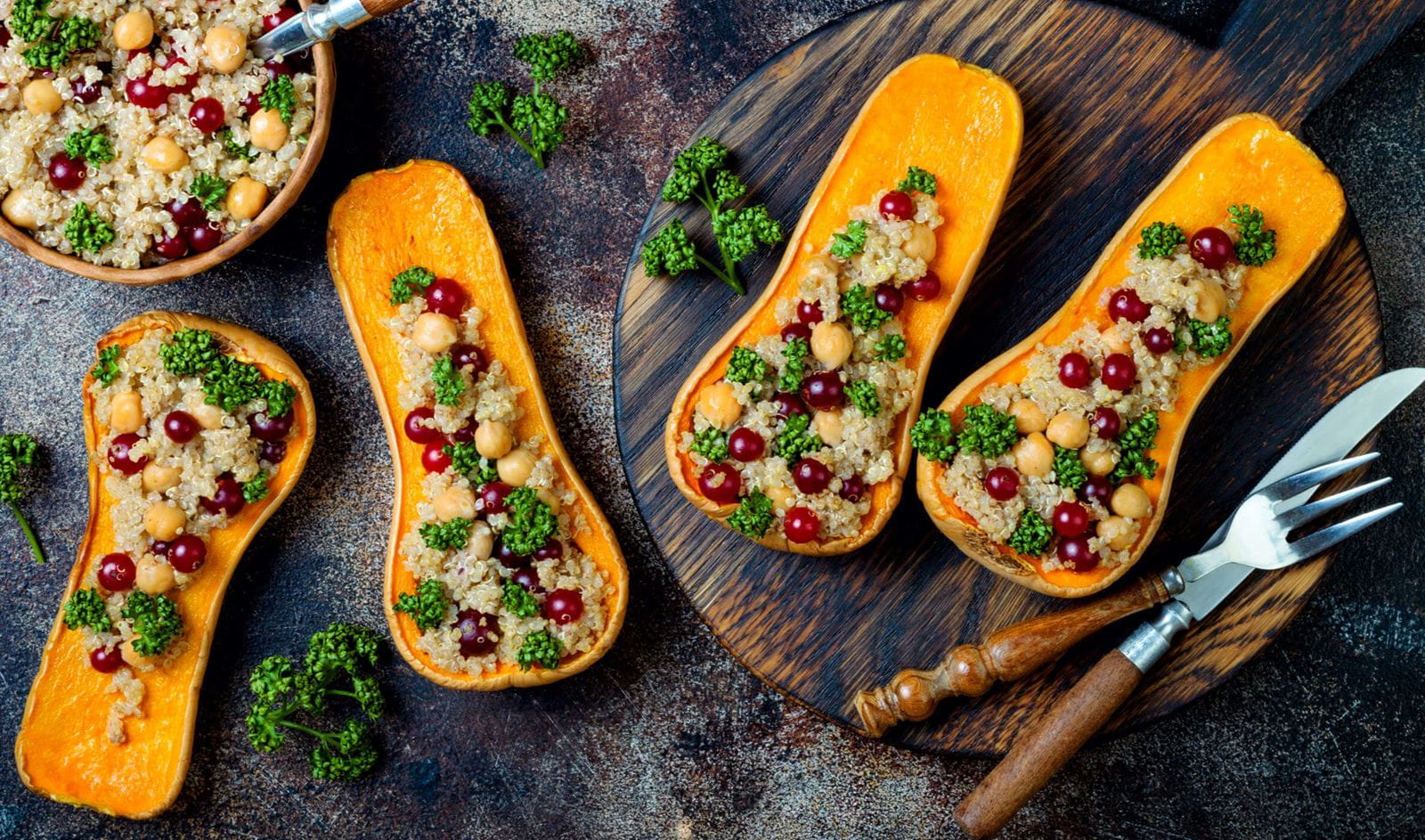 recipe image Butternut uit de oven met quinoa en kikkererwten