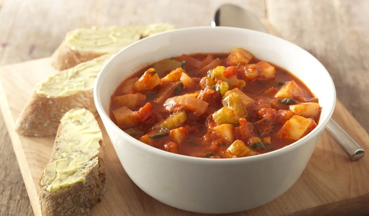 recipe image Mediterrane soep van tomaat en bleekselderij