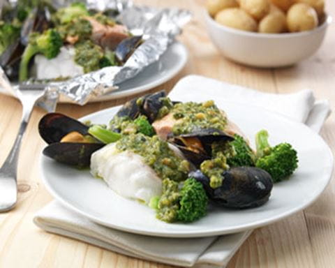 recipe image Vispakketjes met broccoli en een basilicumtopping