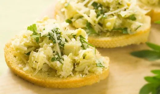 recipe image Crostini met artisjokspread en rucola