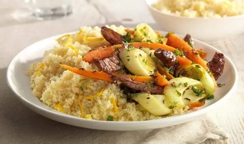 recipe image Couscous met prei, wortel en biefstukreepjes