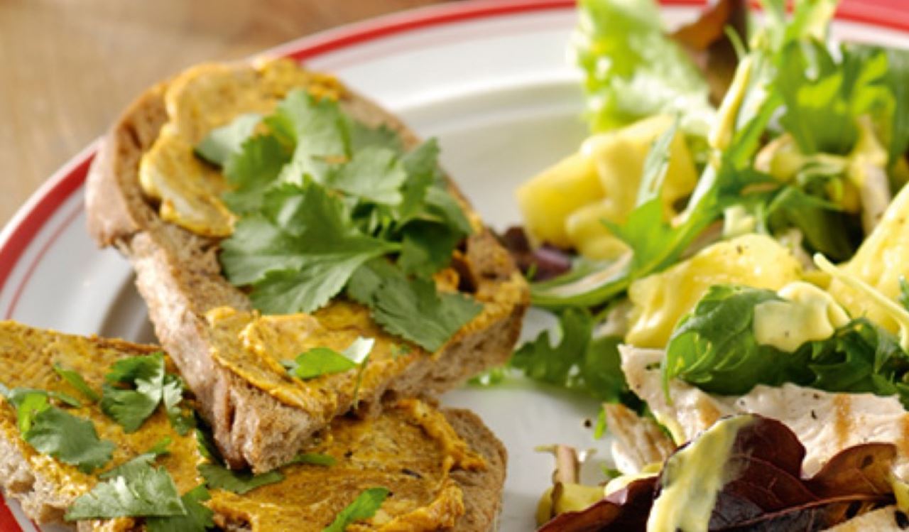 recipe image Salade met gegrilde kalkoen en ananas