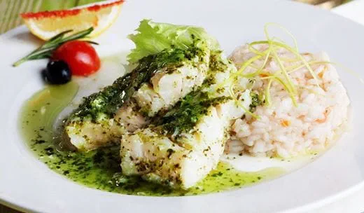 recipe image Gegrilde vis met groene pestotopping