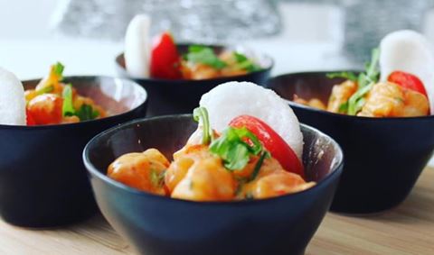 recipe image Scampi met kruidige yoghurtdip