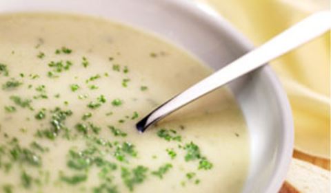 recipe image Witlofsoep met aardappel en sherry