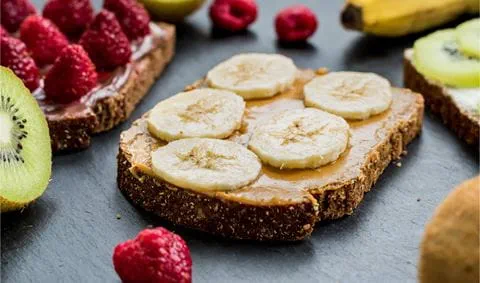 recipe image Volkorensandwich met pindakaas en banaan
